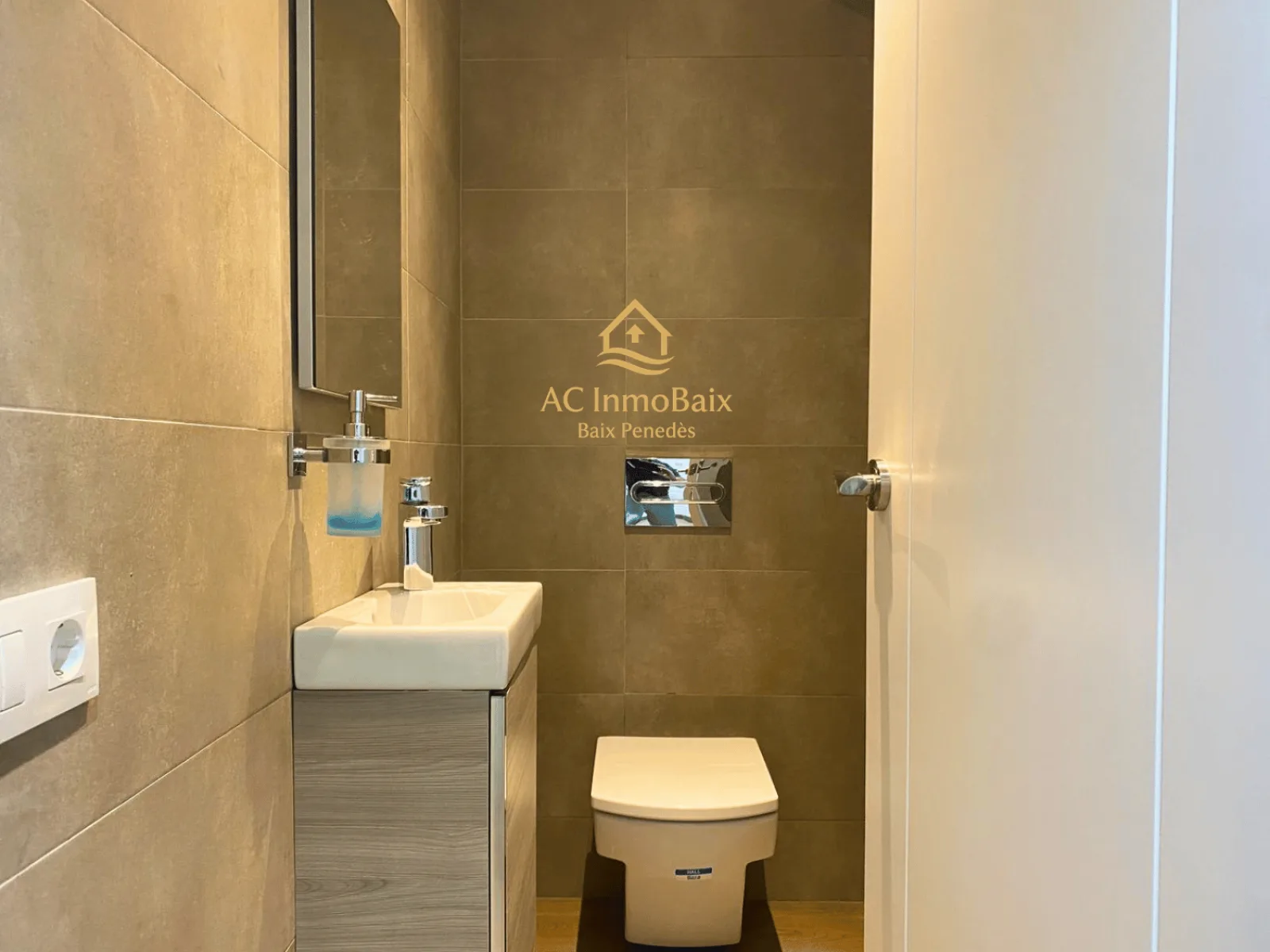 Foto General de Piso de 90 m2, 3 hab y 2 baños en Tarragona - Venta