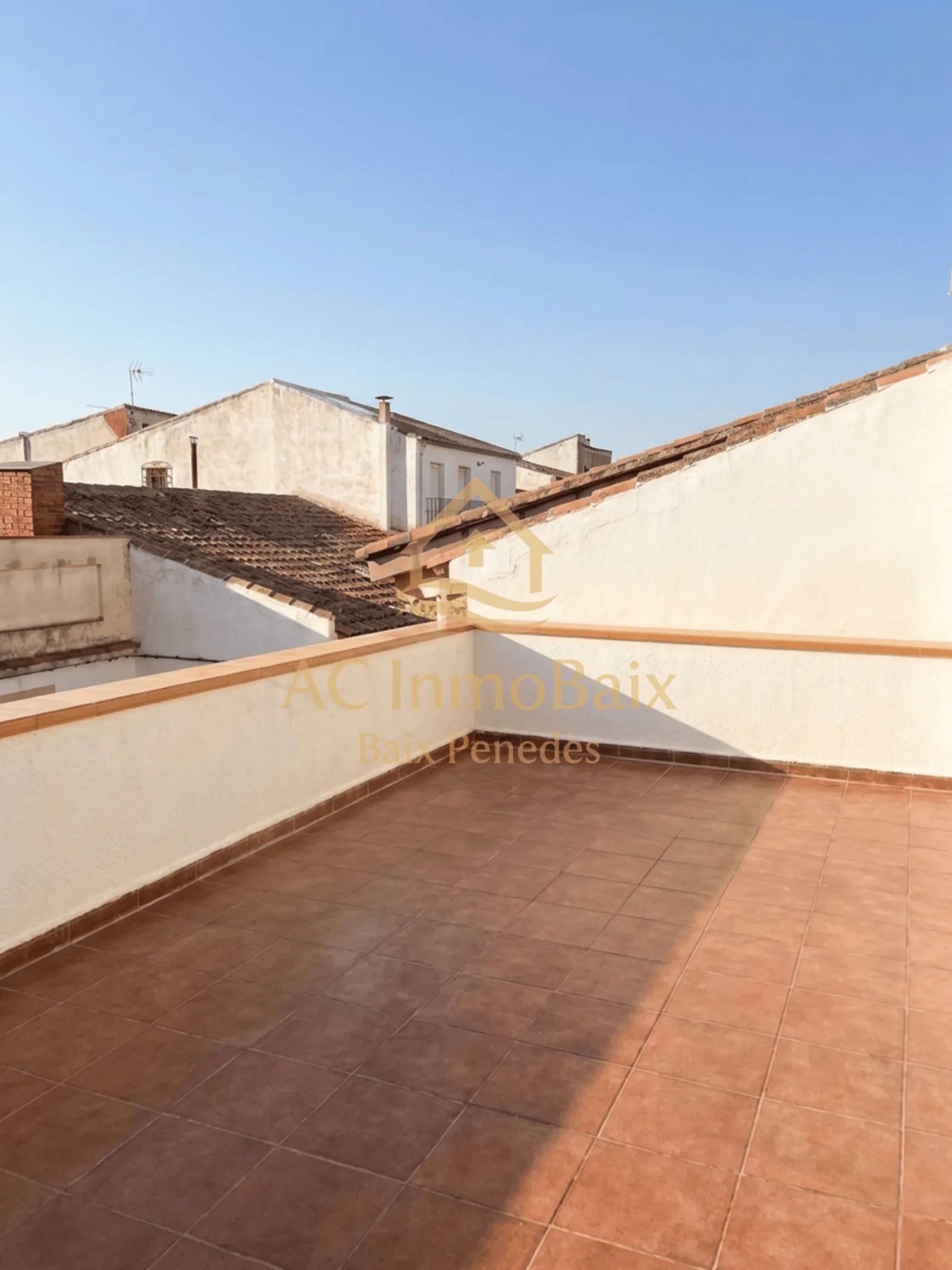 Foto General de Duplex de 139 m2, 4 hab y 3 baños en Cubelles, Barcelona - Venta